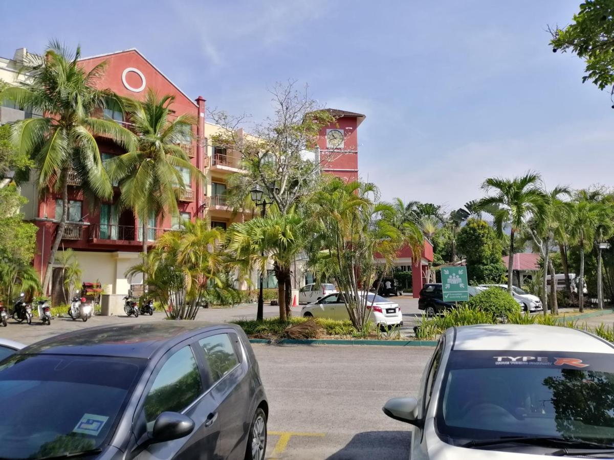 兰卡威泻湖海滩度假村 珍南海滩 外观 照片