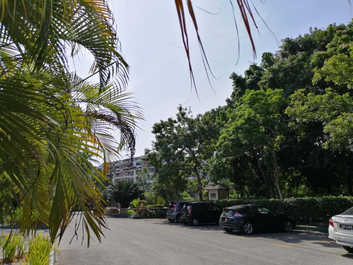 兰卡威泻湖海滩度假村 珍南海滩 外观 照片